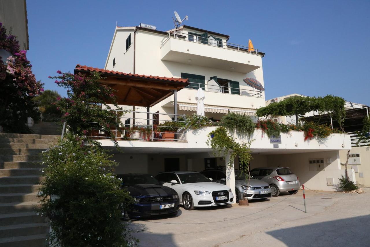 Apartment Plazibat *