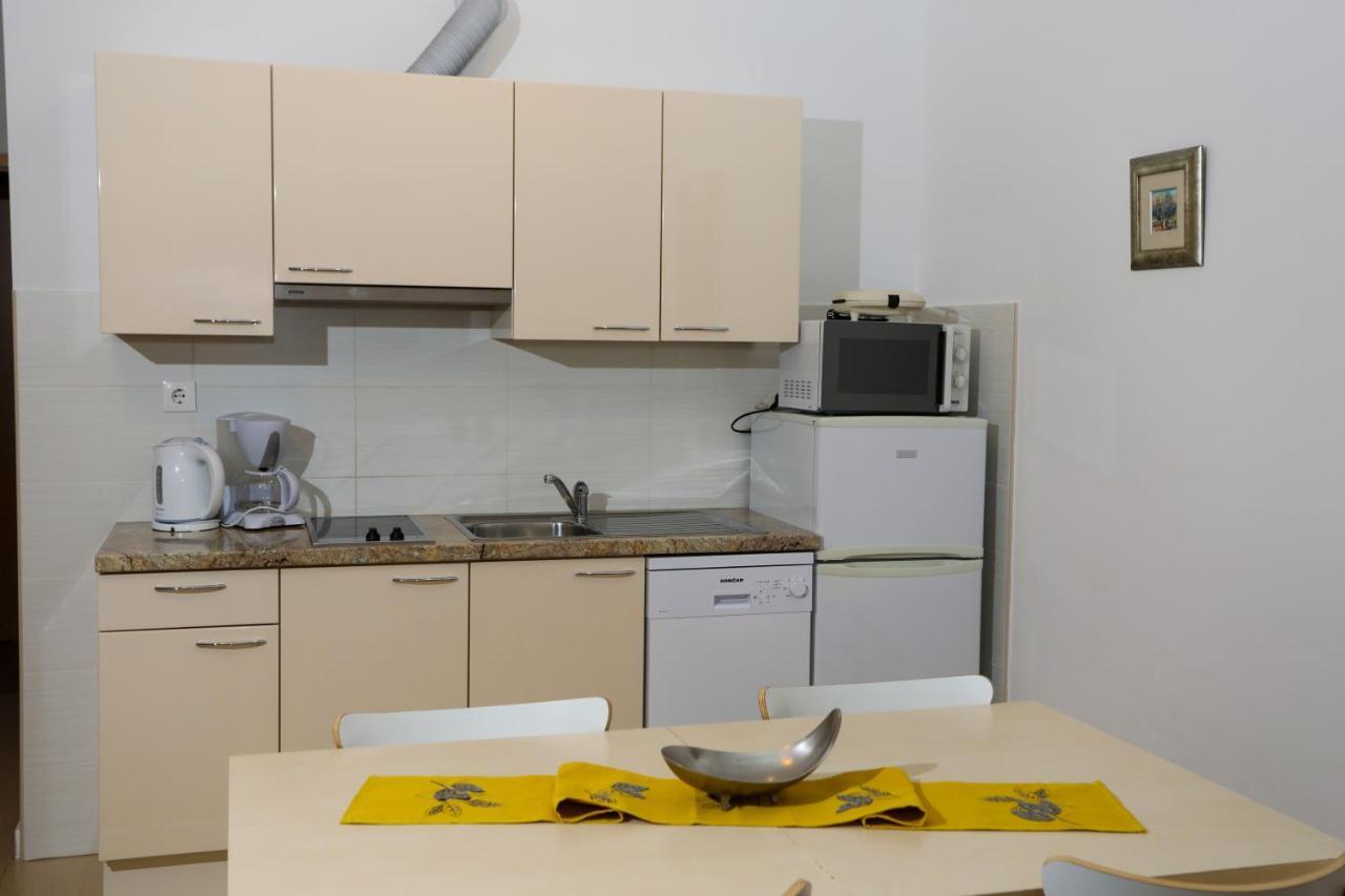 Apartment Plazibat